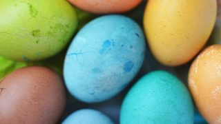 DIY Natural Easter Eggs